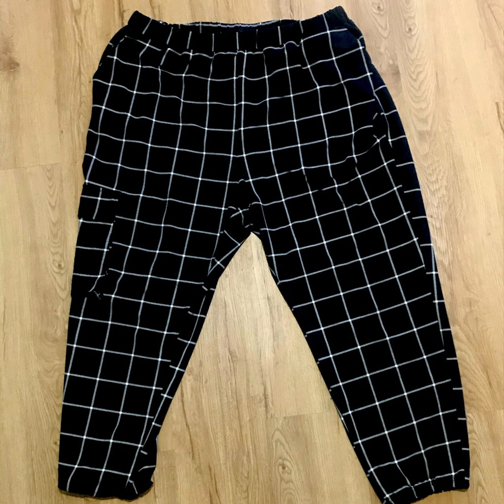SHEIN black and white sweatpants